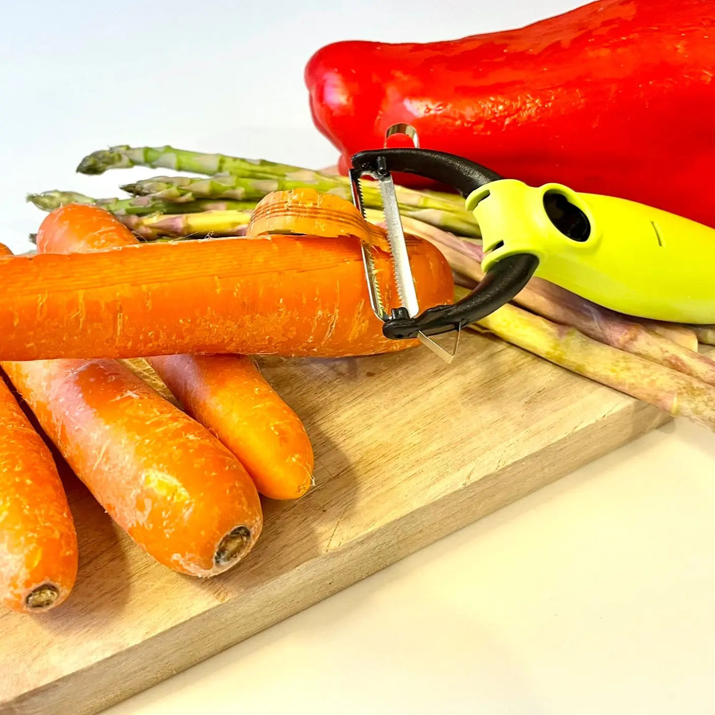 Éplucheur Légumes Avec Boîte De Rangement Intégrée - Anti-éclaboussures, Poignée Antidérapante - Pour Pommes De Terre, Carottes, Etc.